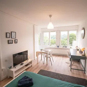  Appartement Espace 400 - Cosy, Lumineux, Vue Sur La - Tv&wifi France